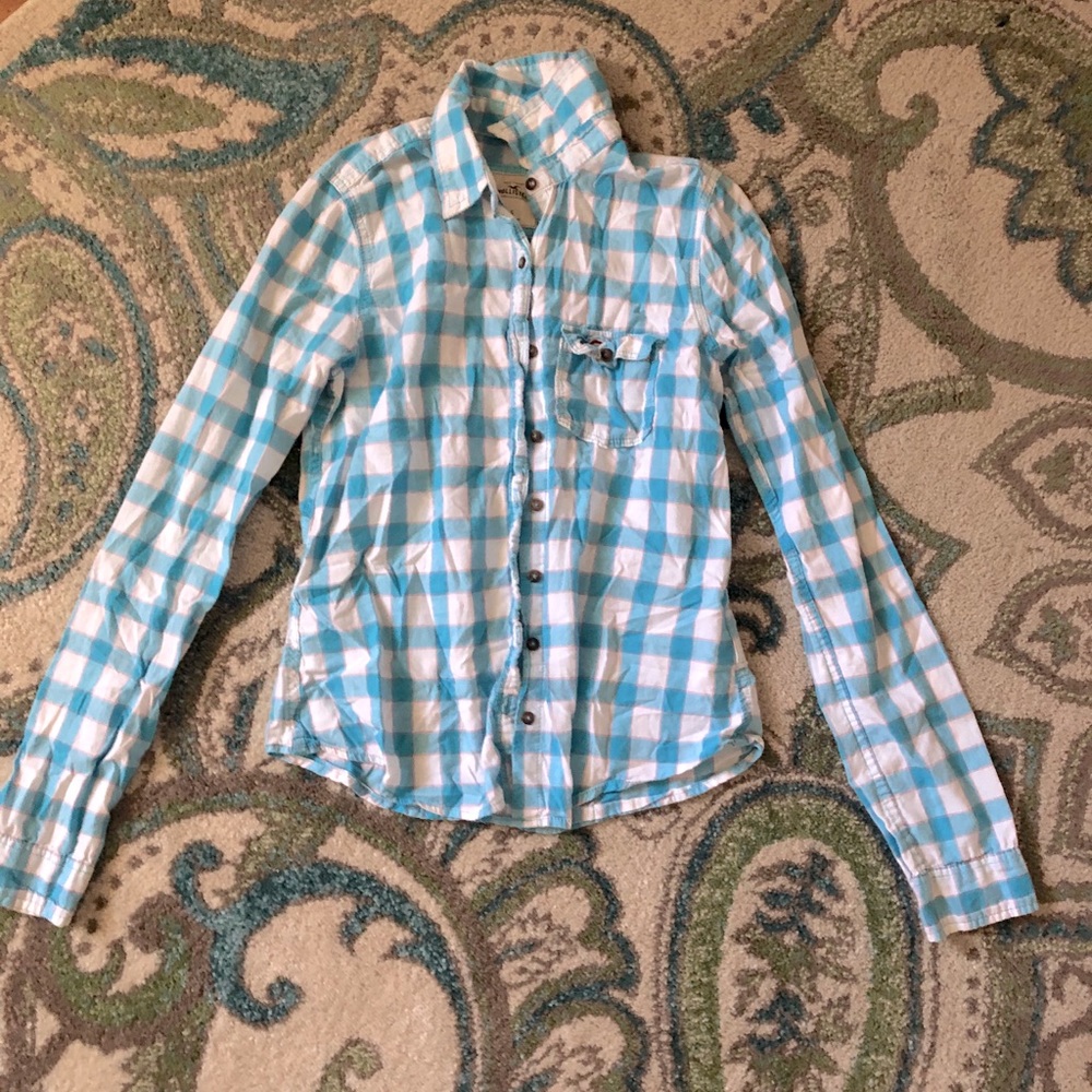 Woman’s flannel long sleeve